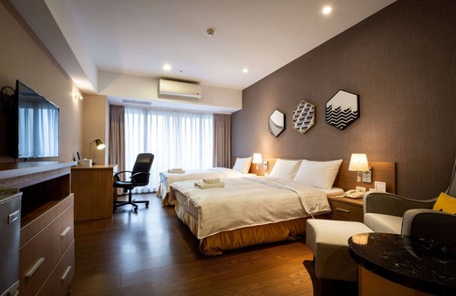 Zhongzheng Hotel | Sky19 Hotel