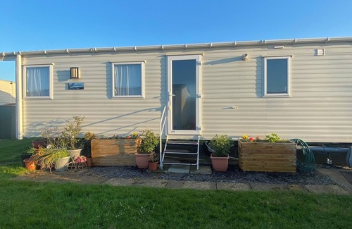 Minster on Sea Casa | Skye Breaks Boutique Holiday Home Stay By The Coast