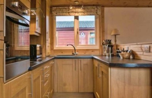 Swarland Cabaña | SkyeView - Hot Tub Lodge, en Felmoor Park, Northumberland para 6, se admiten perros