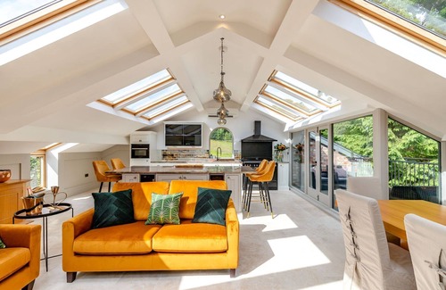 Prestbury Cabaña | Skyfall - Luxury Cottages