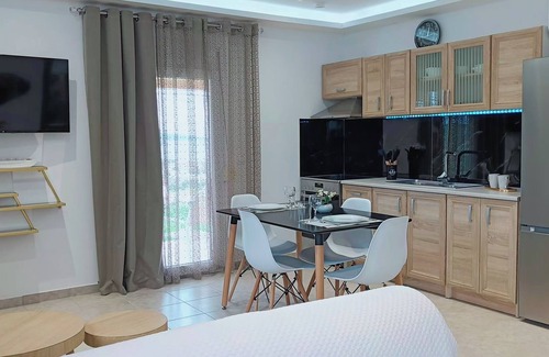 Skiathos Apartamento | SkyFrame Apartments