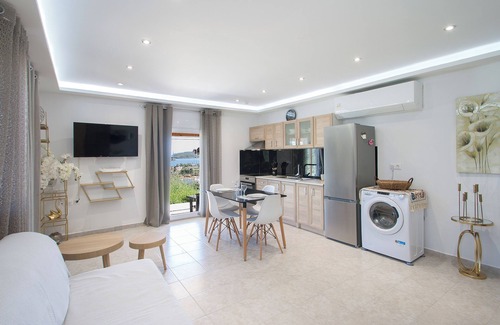 Skiathos Apartamento | SkyFrame Apartments