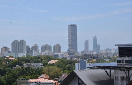 Pamankada East Apartamento | SkyGate Residences