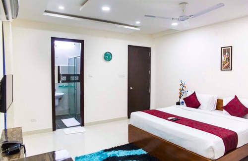 Banjara Hills Casa | SKYLA Serviced Apartments - Lotus Pond