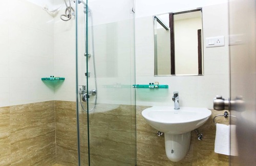 Banjara Hills Casa | SKYLA Serviced Apartments - Lotus Pond
