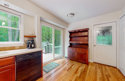 Sautee Nacoochee Casa | Skylake home with pool & tennis access - fireplace, grill, large deck, and AC