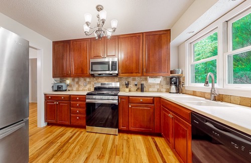 Sautee Nacoochee Casa | Skylake home with pool & tennis access - fireplace, grill, large deck, and AC