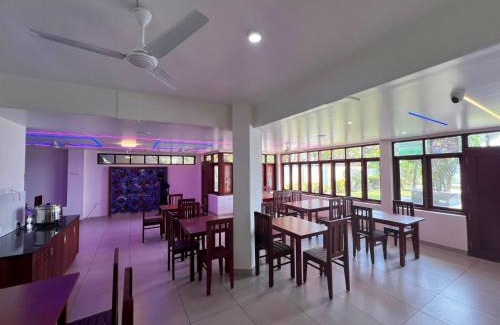 Varkala Complejo | Skylar Seaview Beach Resort & Ayurveda Varkala