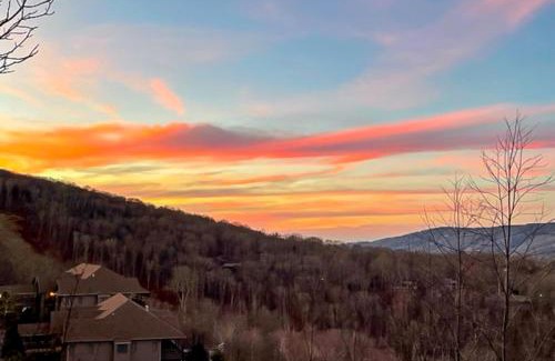 Sugar Mountain Apartamento | Skyleaf 703