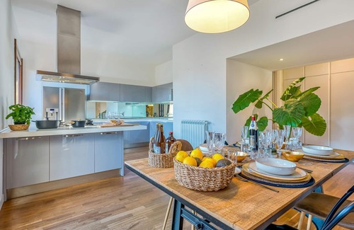 Vatican Villa | Skylife Sunshine Apartment