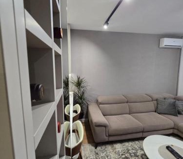 Novi Sad Apartamento | Skyline Apartments Free Parking