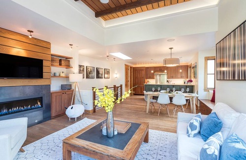 Telluride Condominio | SKYLINE EN MERIBEL: 2 HAB / 2 BA en Telluride, capacidad para 4
