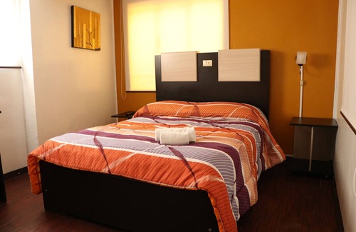 Downtown La Paz Casa | Skyline