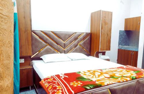 Phagwara Hotel | SKYLINE HOMESTAY -Your Affordable Stay