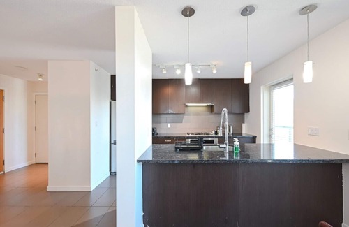 Coquitlam Apartamento | Skyline Peak: Entire Private Guest Suite