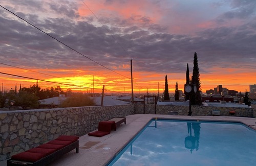El Paso Apartamento | Skyline Views Studio
