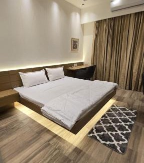 Greater Noida Apartamento | Skyline Studio
