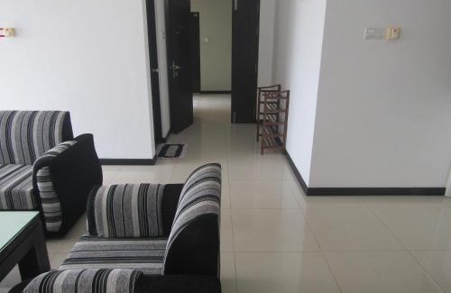 Sri Jayawardenepura Kotte Apartamento | SKYLINE SUITE Luxury Penthouse at The Highness Rajagiriya