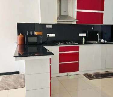 Sri Jayawardenepura Kotte Apartamento | SKYLINE SUITE Luxury Penthouse at The Highness Rajagiriya