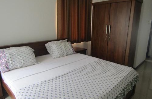 Sri Jayawardenepura Kotte Apartamento | SKYLINE SUITE Luxury Penthouse at The Highness Rajagiriya