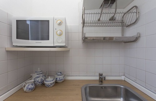 Porta Tenaglia Apartamento | Skyline view Biancamano 1 bdr with balcony by Rentopolis
