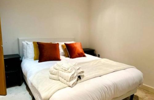 Docklands Apartamento | Skyline Views by the O2, Walk to Excel - Perfect for Business or Leisure