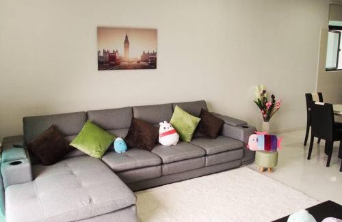 Bukit Indah Apartamento | Skyloft Premium Suites 8 pax