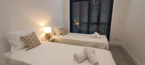 Montenegro Casa | Skynest 61 Faro Airport Guest House