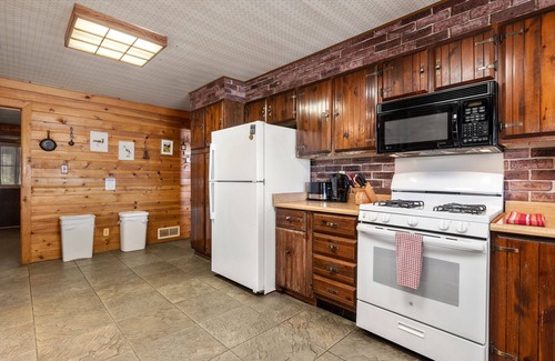 Wofford Heights Cabina | SkyRanch Log Cabin con impresionantes vistas en el bosque nacional Sequoia !!