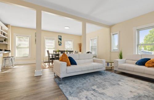 High Street Hill Apartamento | Skyrise Two Stories - Centrally Located