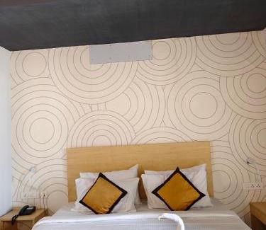 Peelamedu Hotel | Skyry Residency Tidel Park