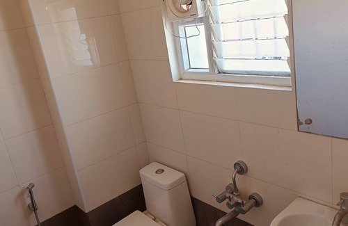 Peelamedu Hotel | Skyry Residency Tidel Park