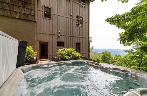 Blowing Rock Casa | Skytop Retreat