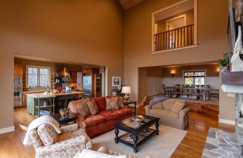 Blowing Rock Casa | Skytop Retreat