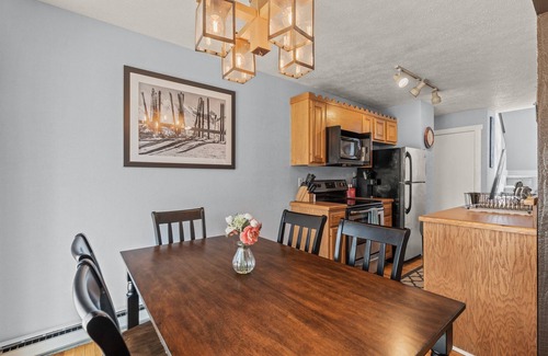 White Haven Casa | Slalom by AvantStay | Walk to Ski Slopes!