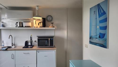 Stavoren Apartamento | Slapen aan het IJsselmeer - with SEAVIEW and SUNSET