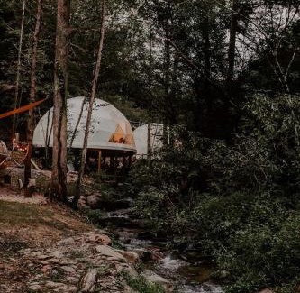 Cosby Casa | Slate Crossing Creekside Dome