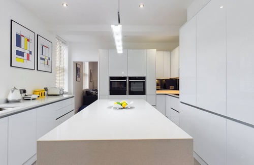 Chester Apartamento | Sleek and modern, located near the historical City Of Chester and Chester Zoo