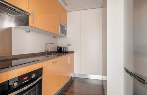 Malasaña Apartamento | Sleek Argüelles 2BR w/ Gym & Pool, nr Madrid Rio, by Blueground