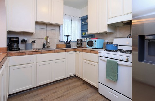 Santa Ana Apartamento | Sleek Broadway 2B2B 10 mins. away to Disneyland