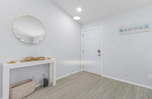 Fort Myers Casa | Sleek Cape Coral Vacation Rental with Private Pool