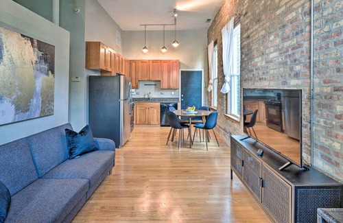 Bucktown Condominio | Sleek Chicago Apt: Walk to Dining + Nightlife