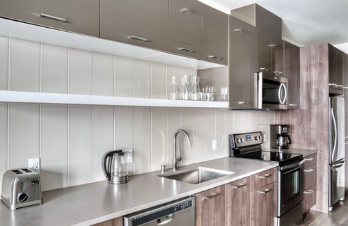 Yesler Terrace Apartamento | Sleek First Hill Jr 1BR w/ Gym, Lounge & Rooftop, nr Park, by Blueground