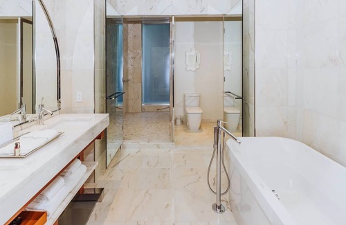 Downtown Seattle Hotel | Sleek Hideaway for Couples in Downtown Seattle - Stroll to Seattle Art Museum