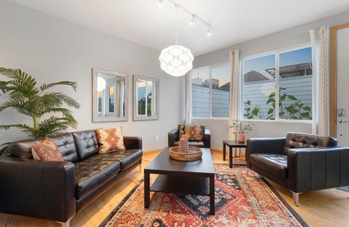 Old Town North Casa | Sleek Home near Old Town with Rooftop Hot Tub & Mtn Views