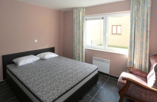 Middelkerke Apartamento | Sleek Stay by the Sea