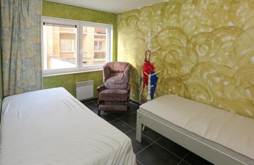 Middelkerke Apartamento | Sleek Stay by the Sea