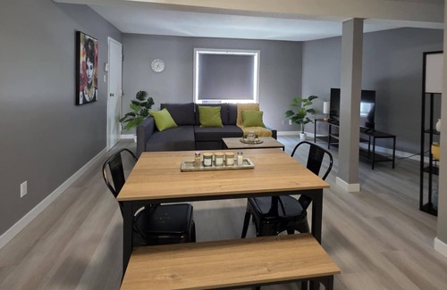 Cornwall Apartamento | Sleek & Stylish 2 bedroom unit