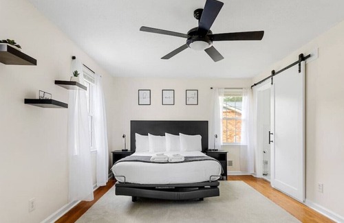 St. Andrews Casa | Sleek & Stylish 3BR | Pet Friendly | Sleeps 6