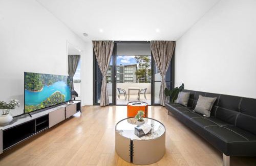 Rhodes Apartamento | Sleek Urban Lifestyle Retreat in Heart of Rhodes